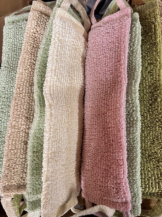 Krāsaina ķermeņa švamme bez pildījuma