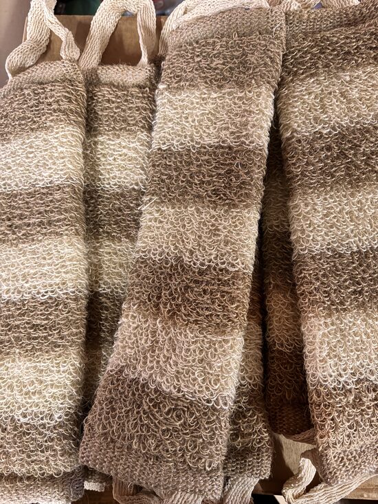 Dabīga ķermeņa švamme no džuta ar pildījumu